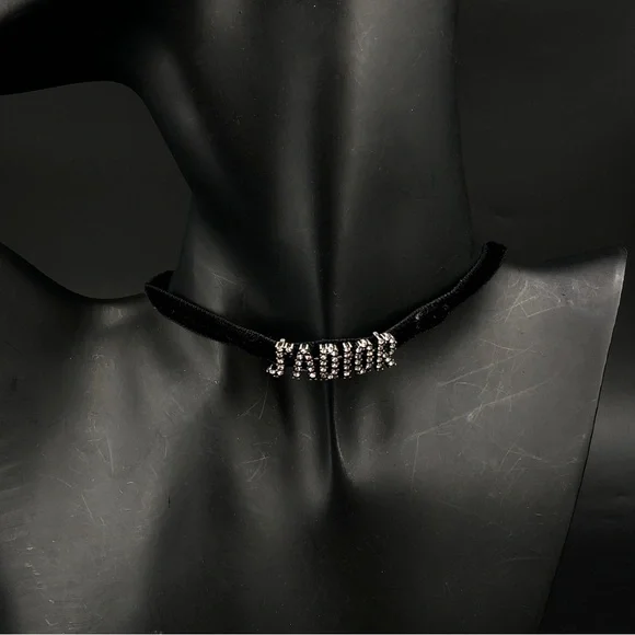 Dior - Picture 2 of 4